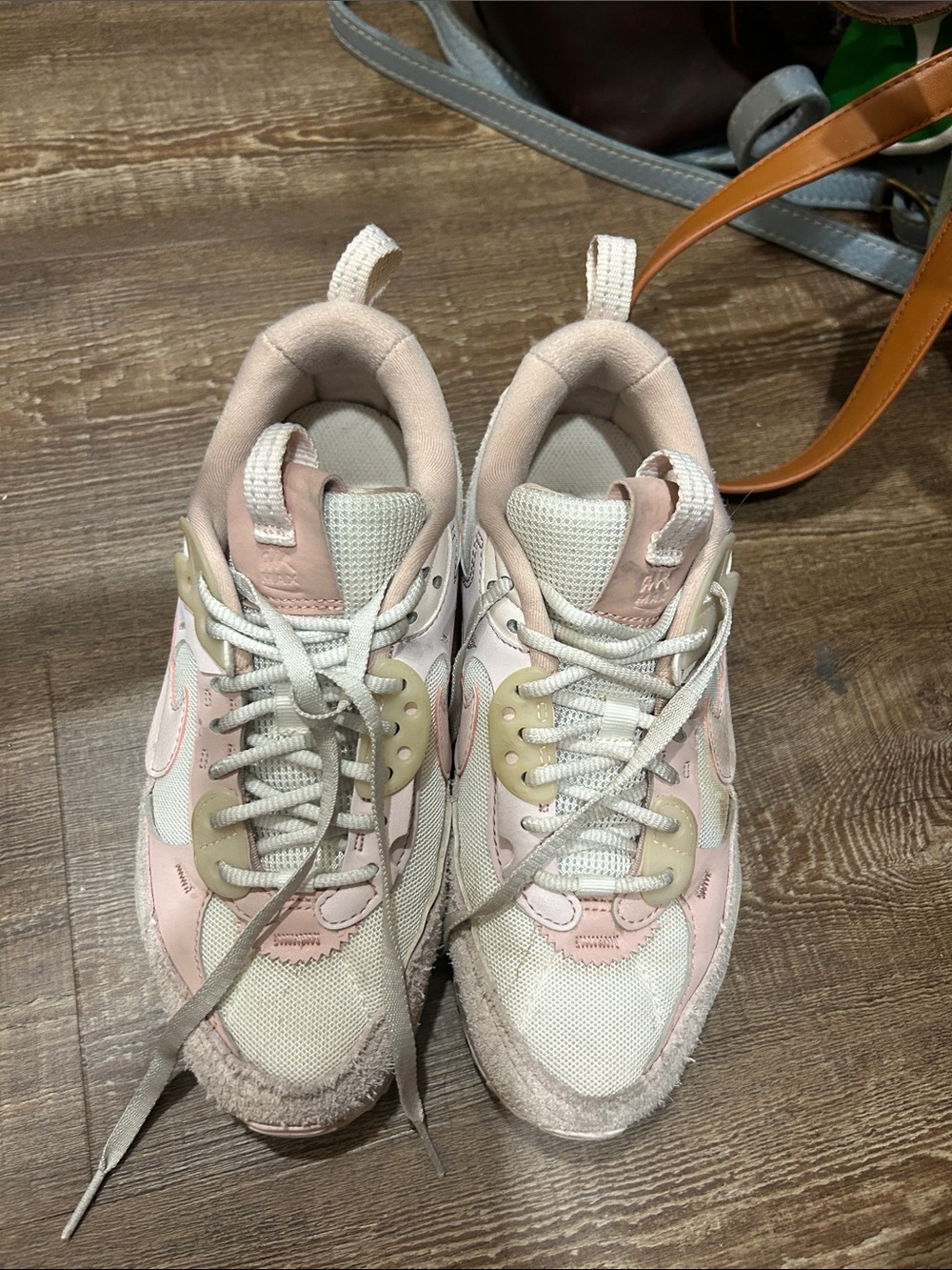 Nike Women’s Pink and Cream Athletic Sneakers